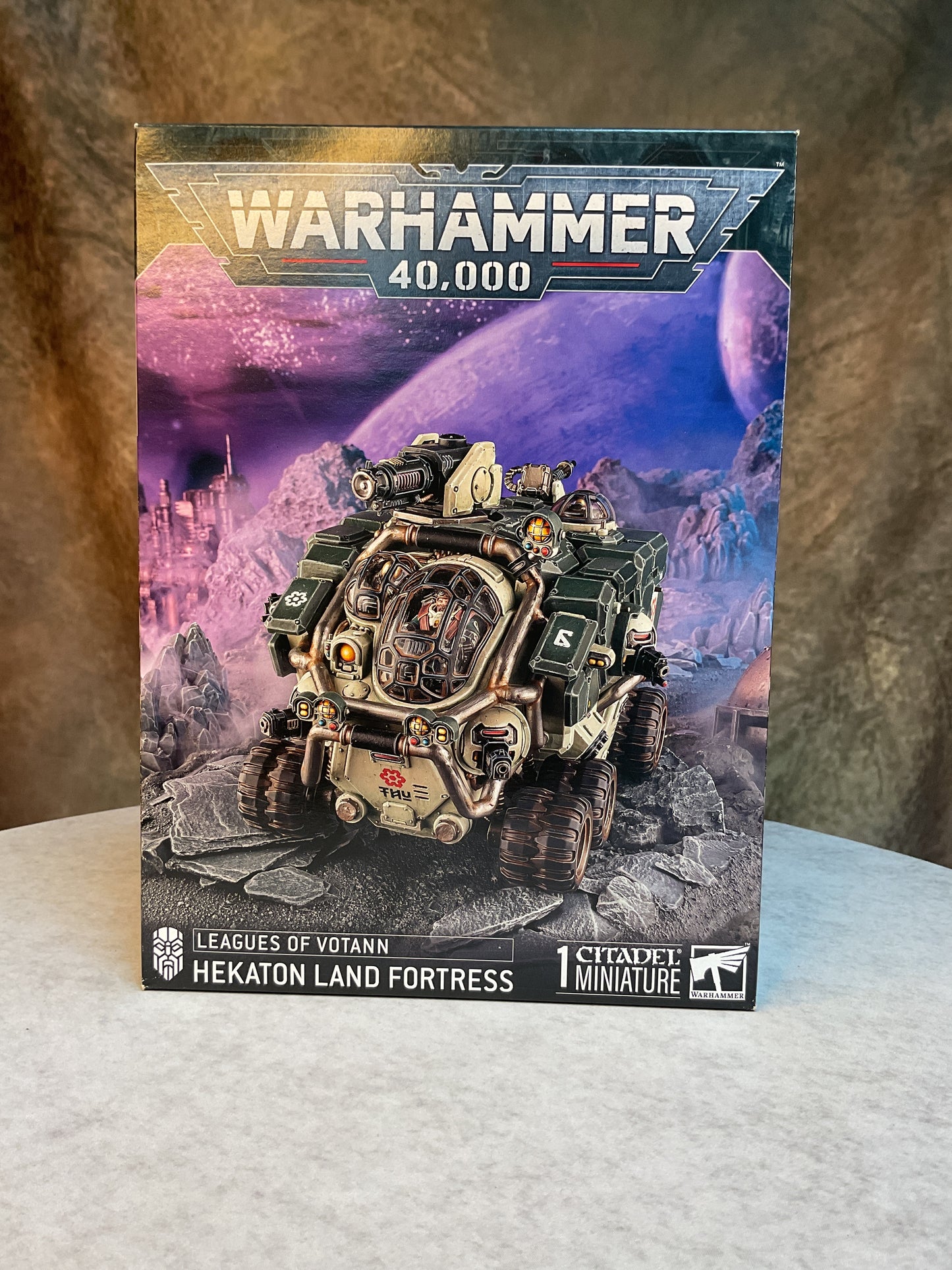 Miniatures - Warhammer - Leagues Of Votann – Hekaton Land Fortress