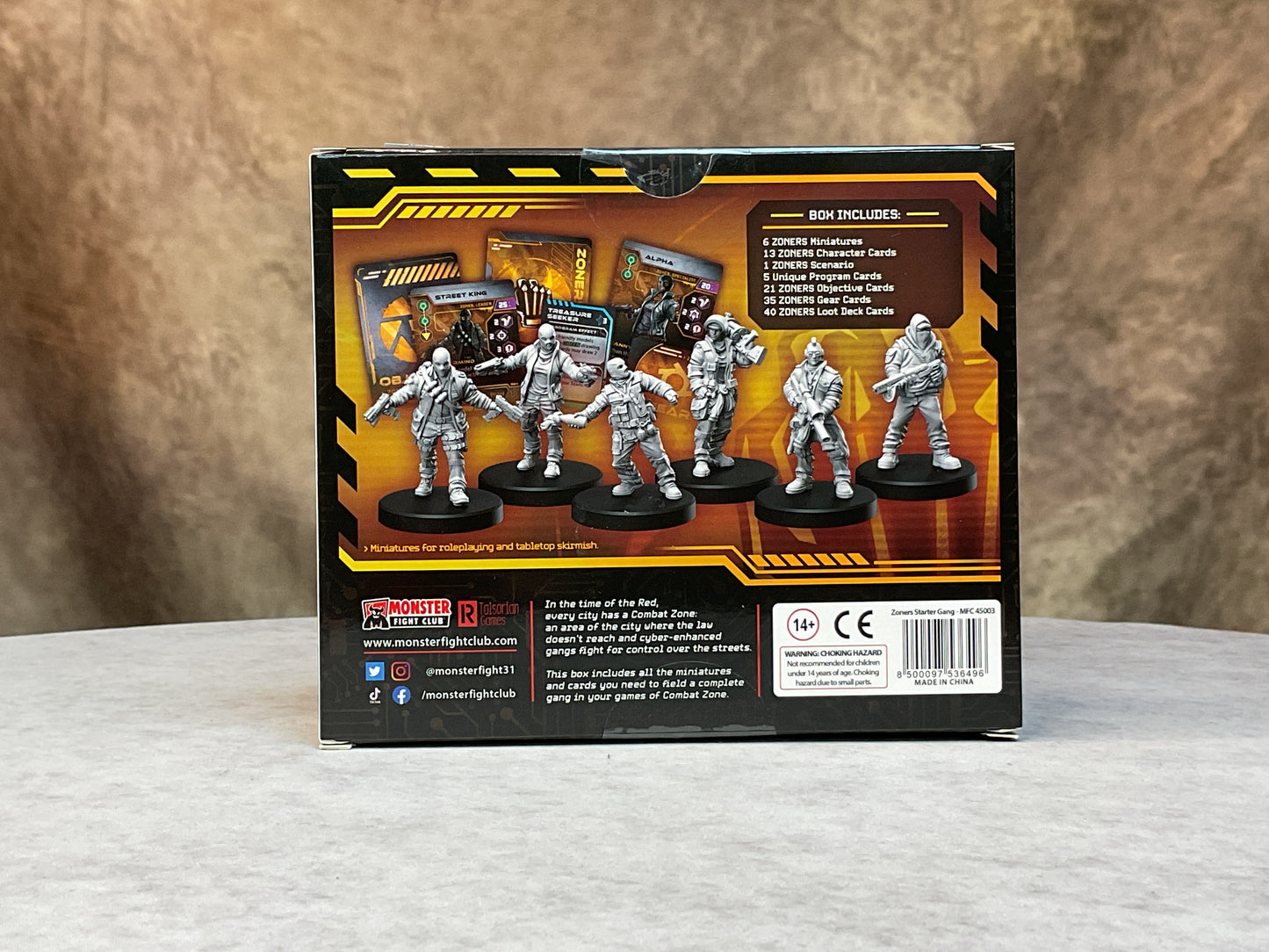 Miniatures – Cyberpunk RED: Combat Zone– Starter Gang– Zoners
