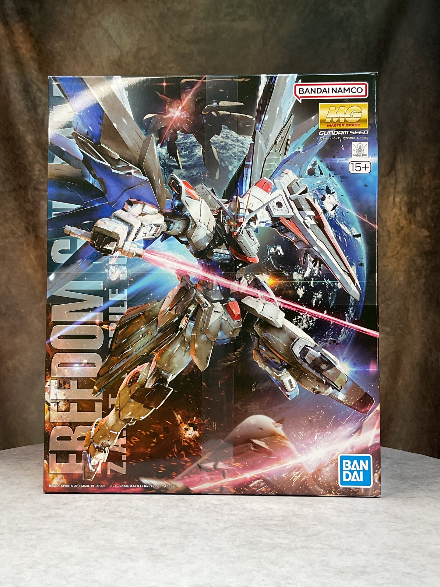 Model - Gundam - MG 1/100 Freedom Gundam Ver. 2.0