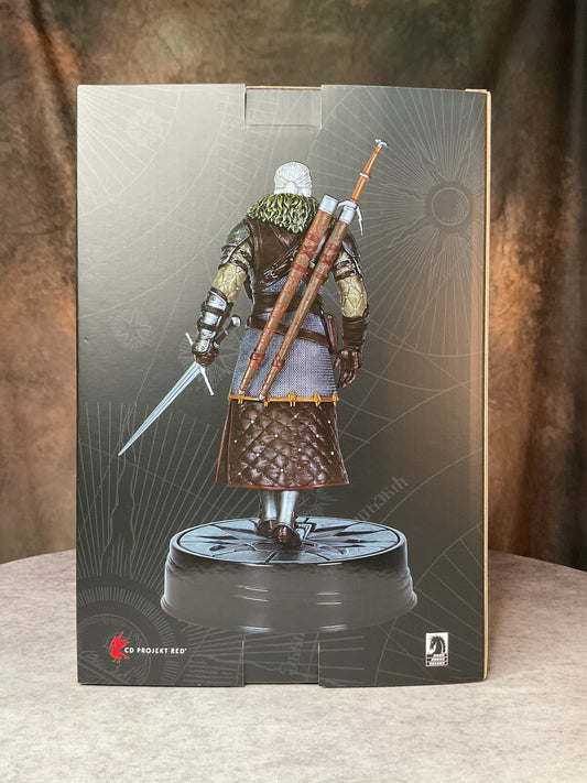 Dark Horse - Witcher III - Geralt Grandmaster Ursine