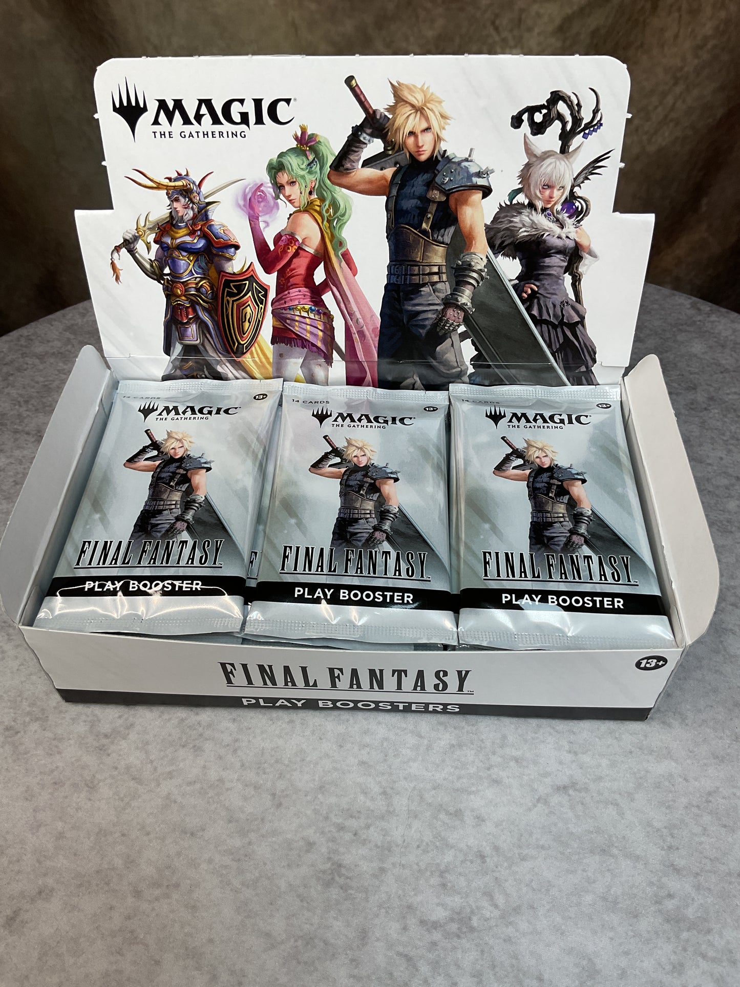TCG - Magic: The Gathering - Universes Beyond: Final Fantasy Play Booster Pack