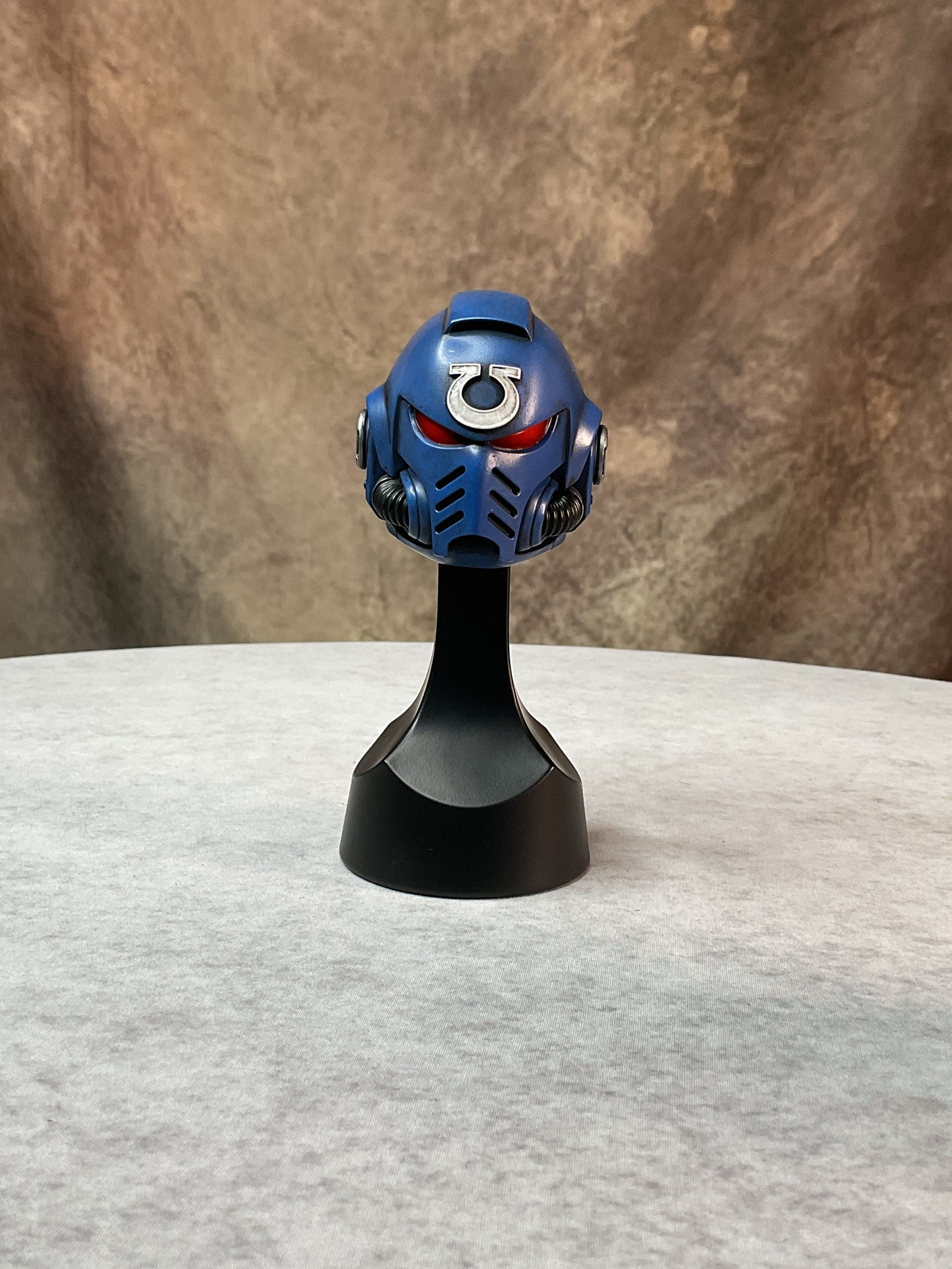 WETA - Warhammer 40K - Helmet Ultramarines