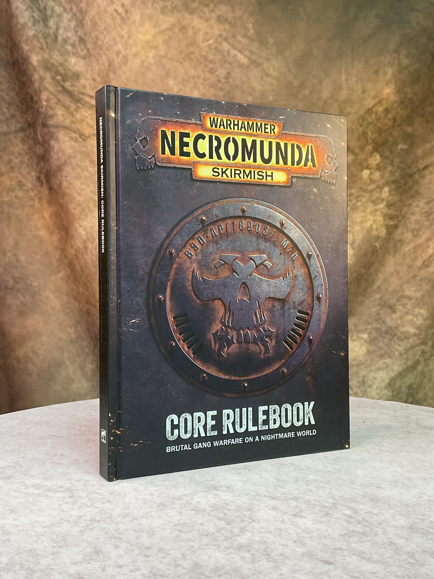 Miniatures - Warhammer -Necromunda Skirmish- Core Rulebook