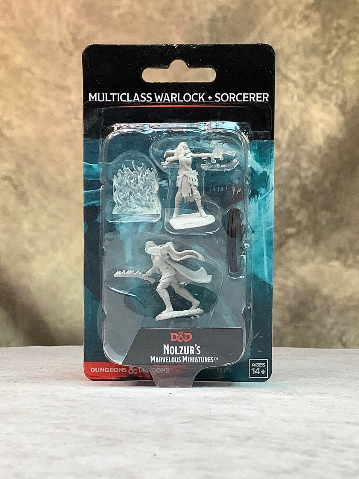 Miniatures – D&D Nolzur's Marvelous Miniatures: Unpainted Minis – Wave 13 - Multi-Class Warlock & Sorcerer