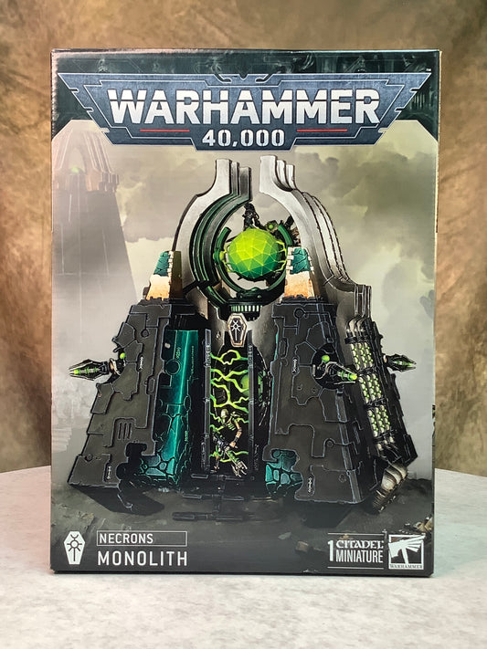 Miniatures - Warhammer - Necrons - Monolith