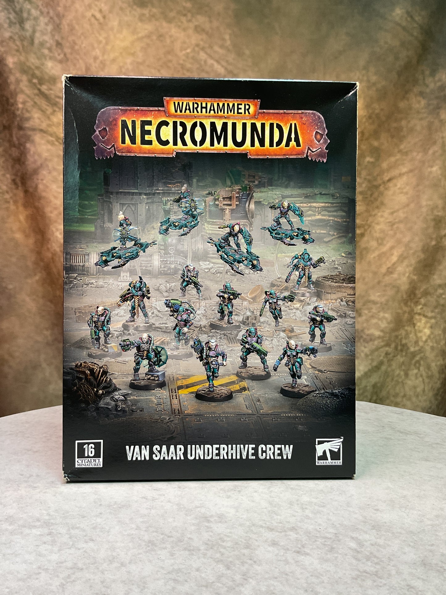 Miniatures - Warhammer -Necromunda Skirmish- Van Saar Underhive Crew