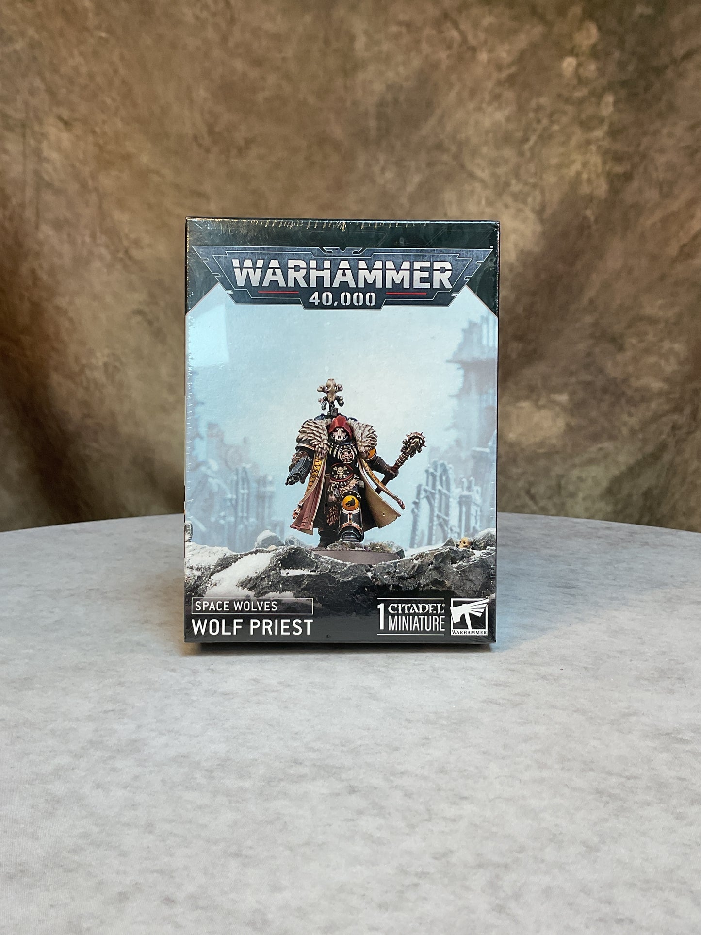 Miniatures - Warhammer - Space Wolves – Wolf Priest
