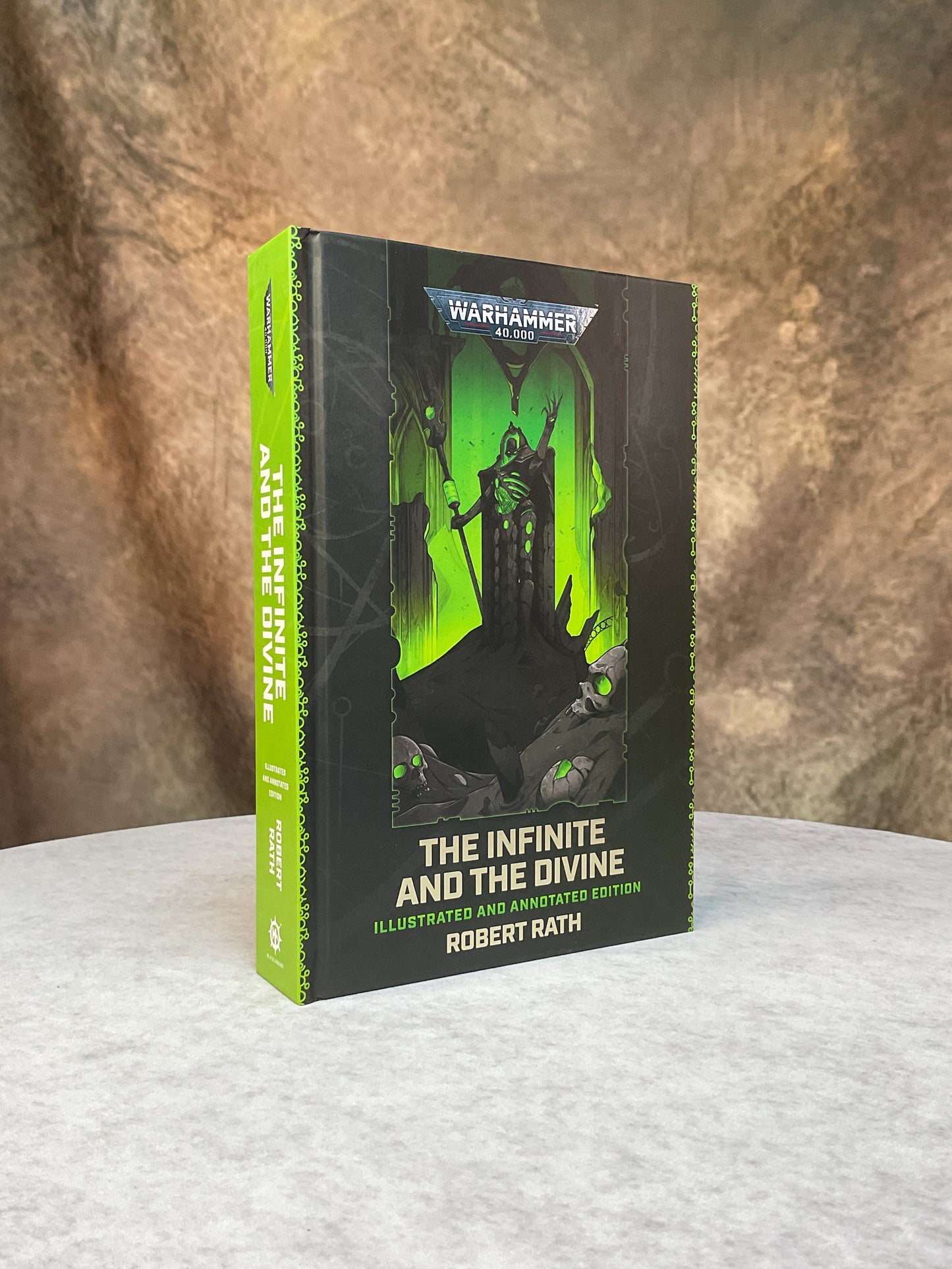 Books - Black Library: The Infinite and the Divide (Hardcover)