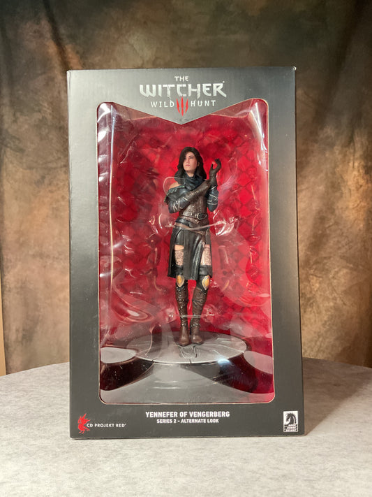 Dark Horse - Witcher III - Yennefer Series 2