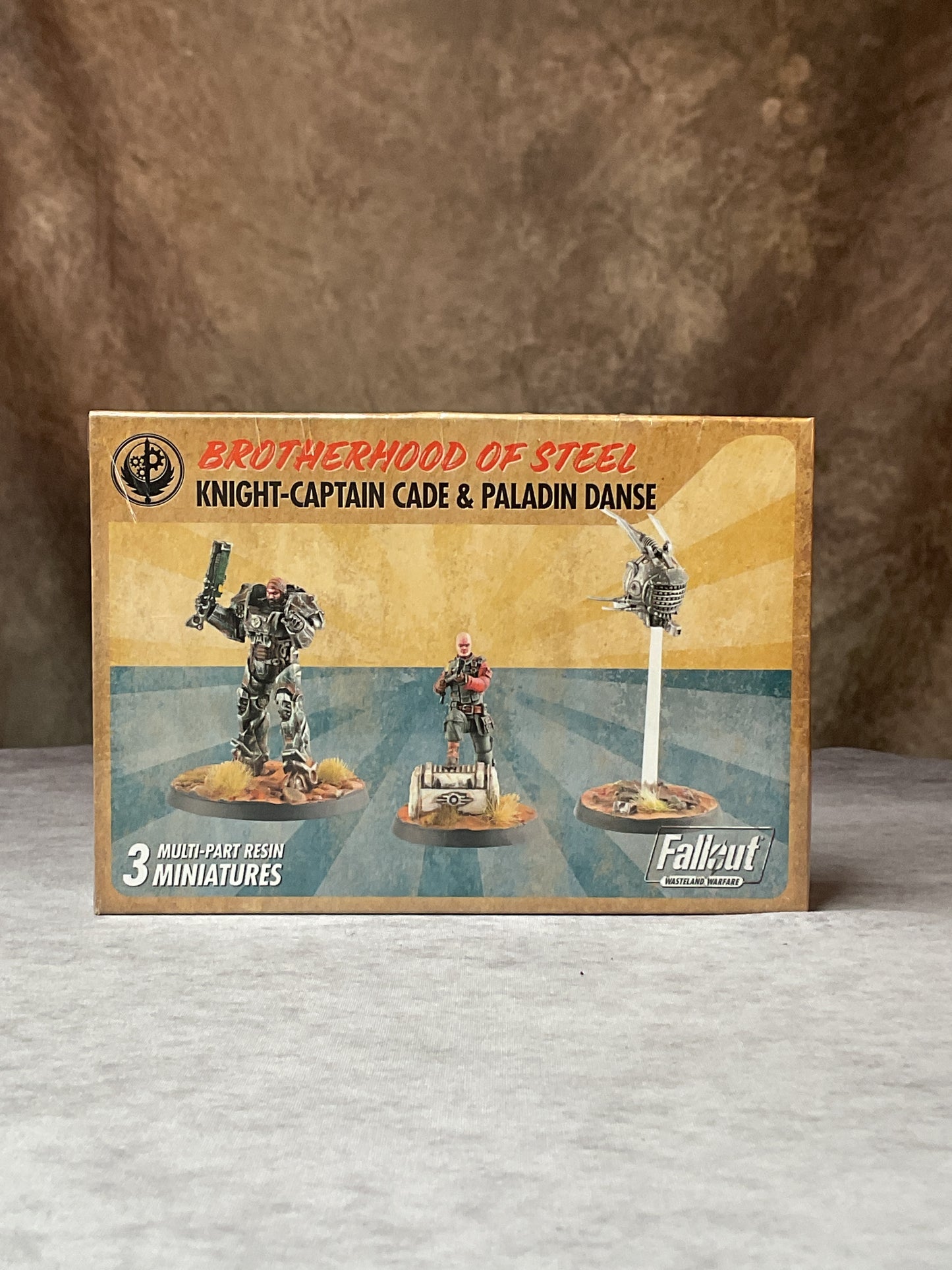 Miniatures - Cade & Paladin Danse