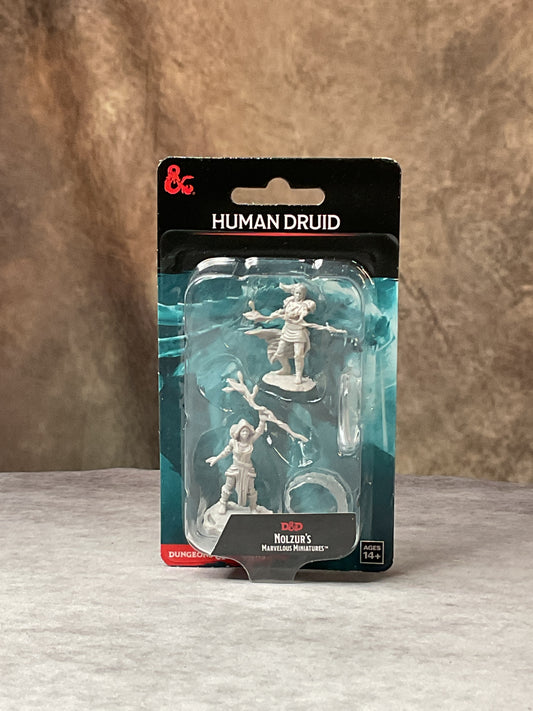 Miniatures – D&D Nolzur's Marvelous Miniatures: Unpainted Minis– Wave 14– Human Druid Female