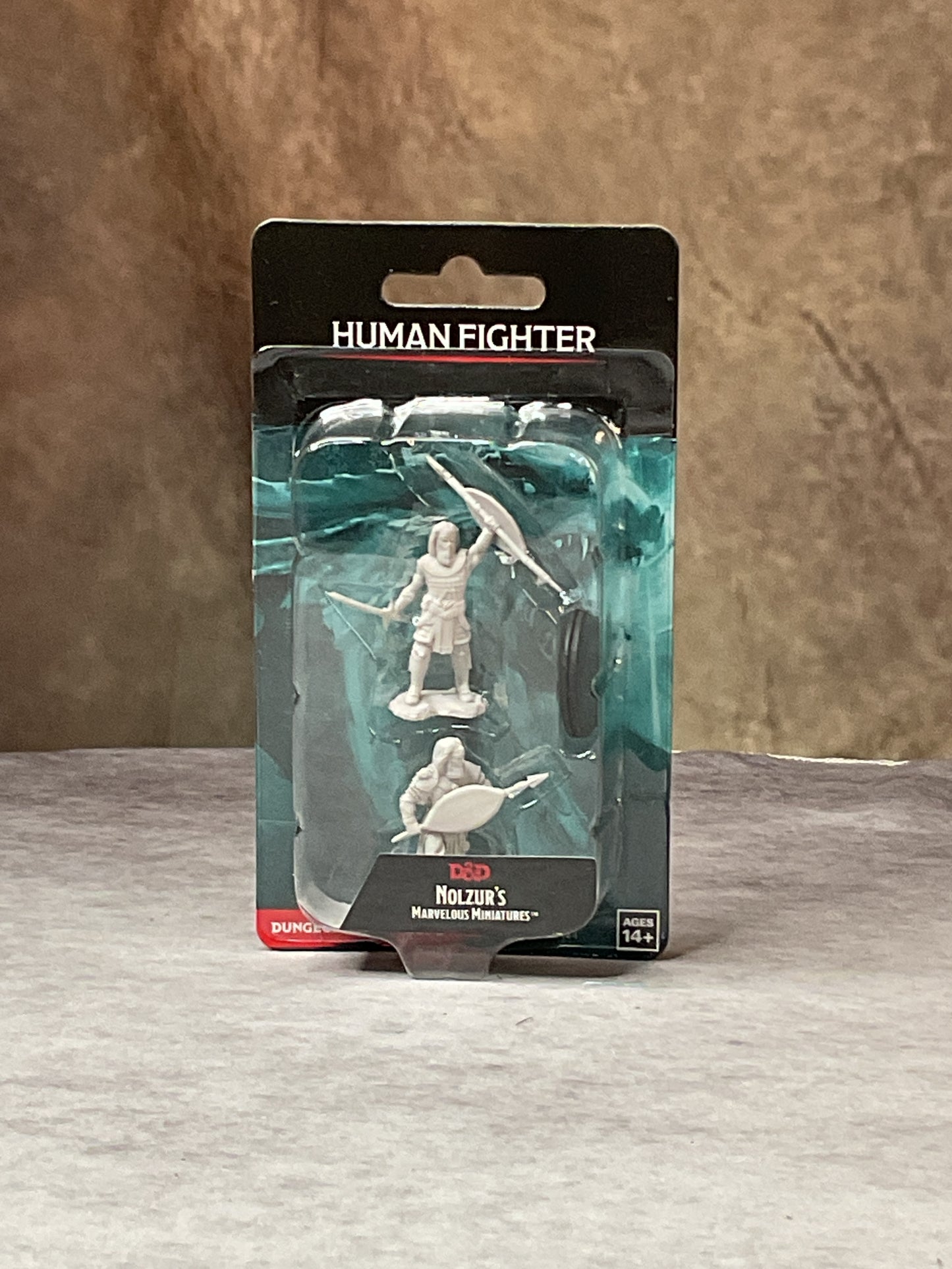 Miniatures – D&D Nolzur's Marvelous Miniatures: Unpainted Minis– Wave 8– Male Human Fighter
