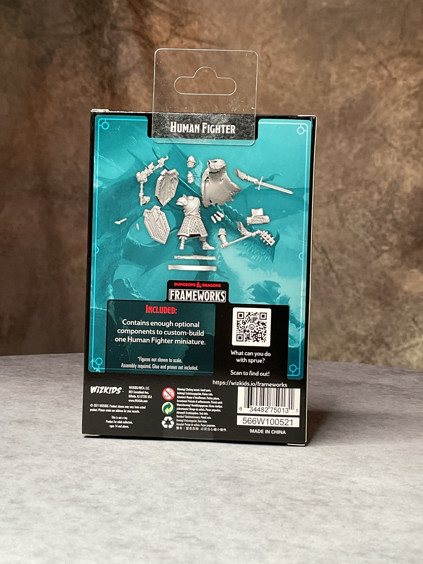 Miniatures – D&D Frameworks: Wave 1– Human Fighter Male