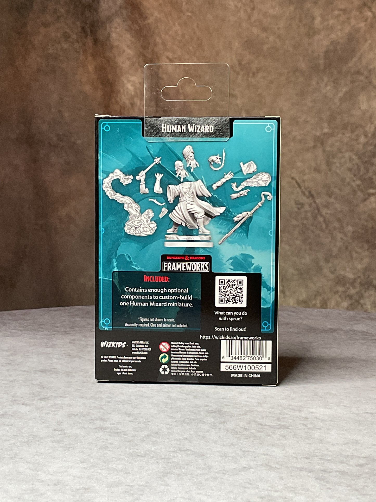 Miniatures – D&D Frameworks: Wave 1– Human Wizard Male
