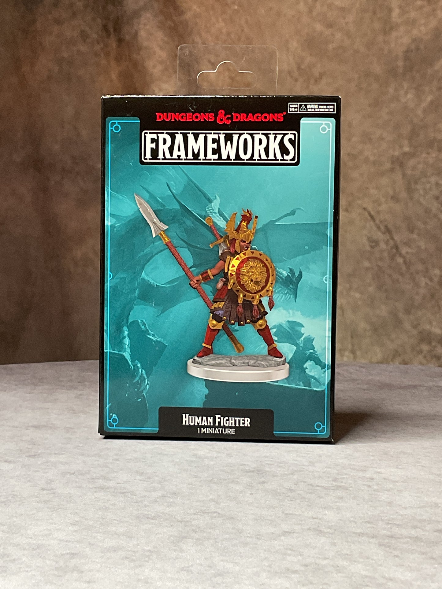 Miniatures – D&D Frameworks: Wave 1– Human Fighter Female