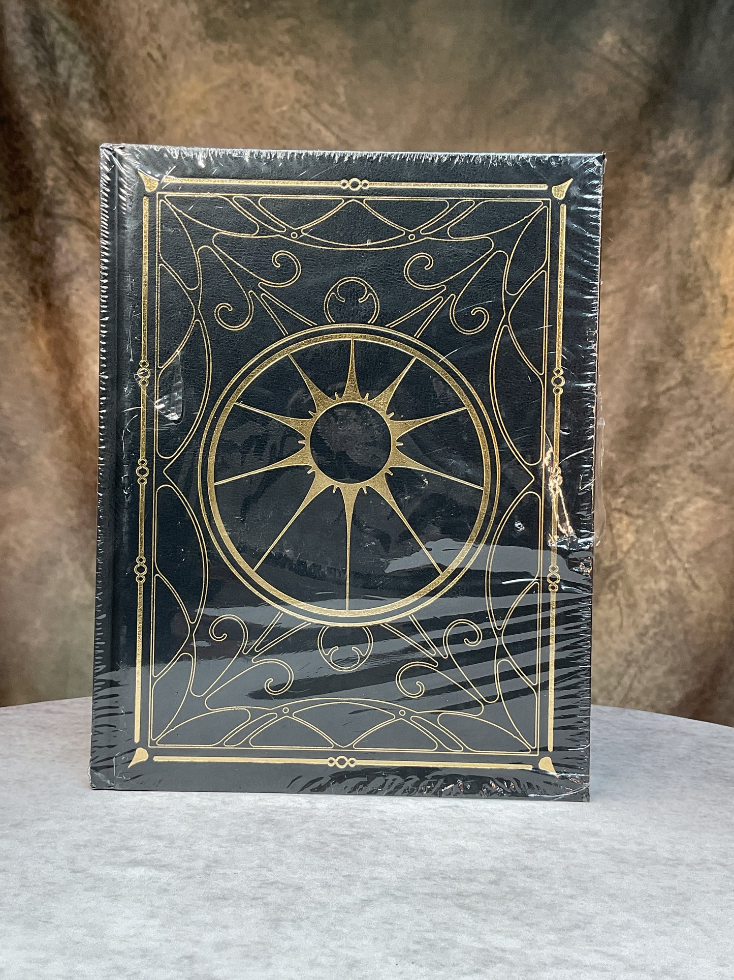 RPGS -Achtung! Cthulhu 2d20: Black Sun Exarch Collector's Edition