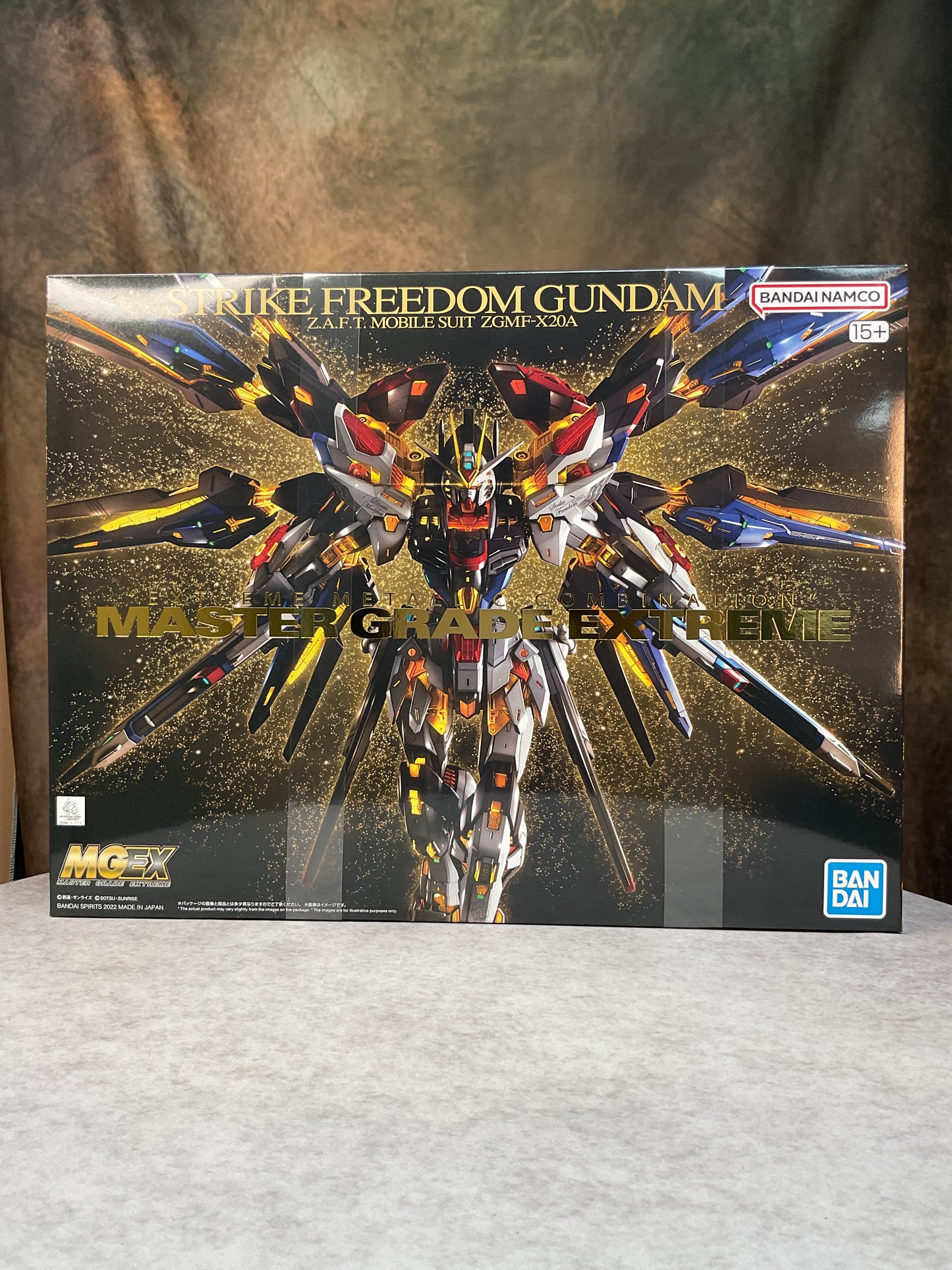 Model - Gundam - MGEX 1/100 Strike Freedom Gundam (SEED Destiny)